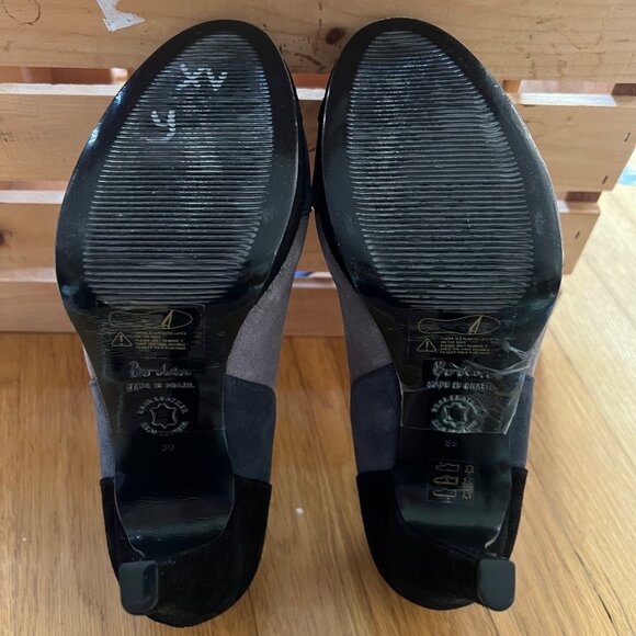 Boden Size 8 Black & Gray Suede Round Toe T-Strap Mary Jane High Heel Pumps Shoe - Picture 14 of 16